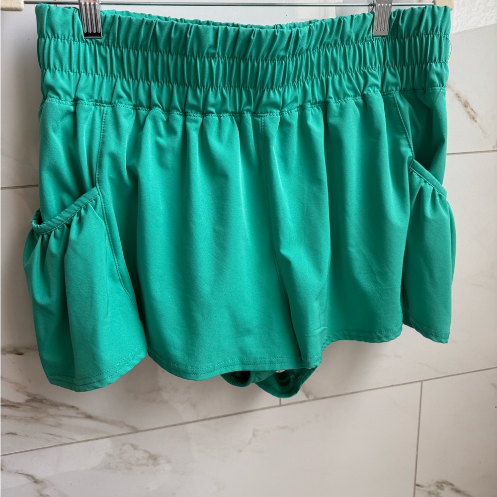 Warm High Waist Green Shorts